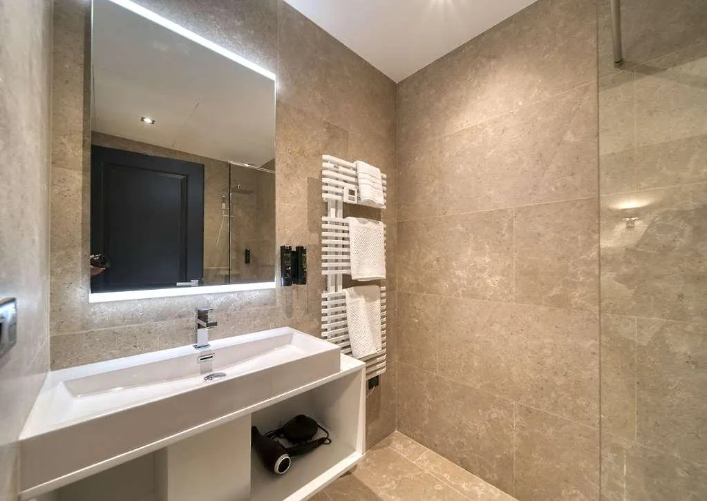 Mig Collection Apartments Канны 0*,  Франция