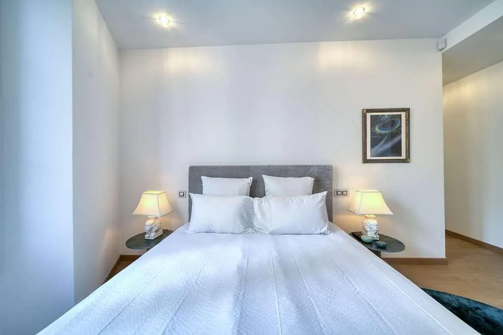 קאן Mig Collection Apartments מלון